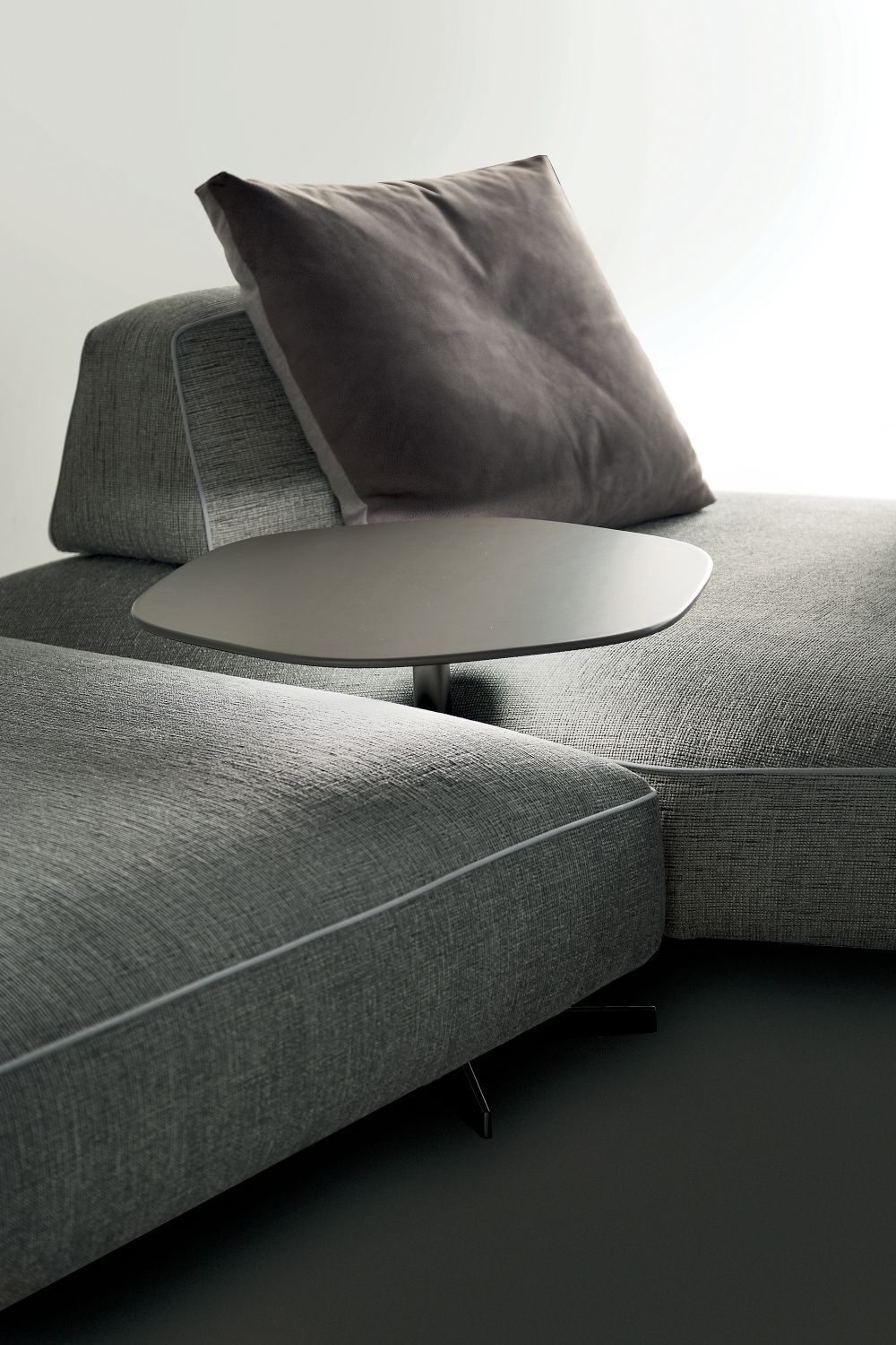 Столик журнальный Art Nova FILIPH TABLE COLLECTION 