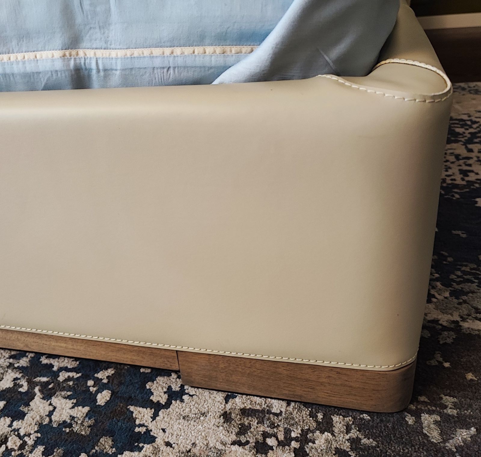 Кровать Фабрика FRIGERIO Agio 