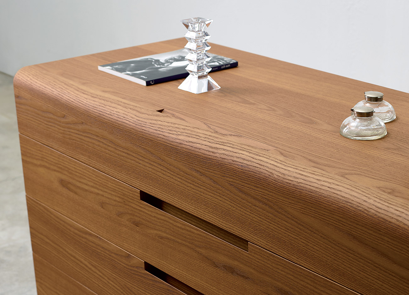 Комоды и тумбочки Фабрика LA FALEGNAMI Nida essenza 