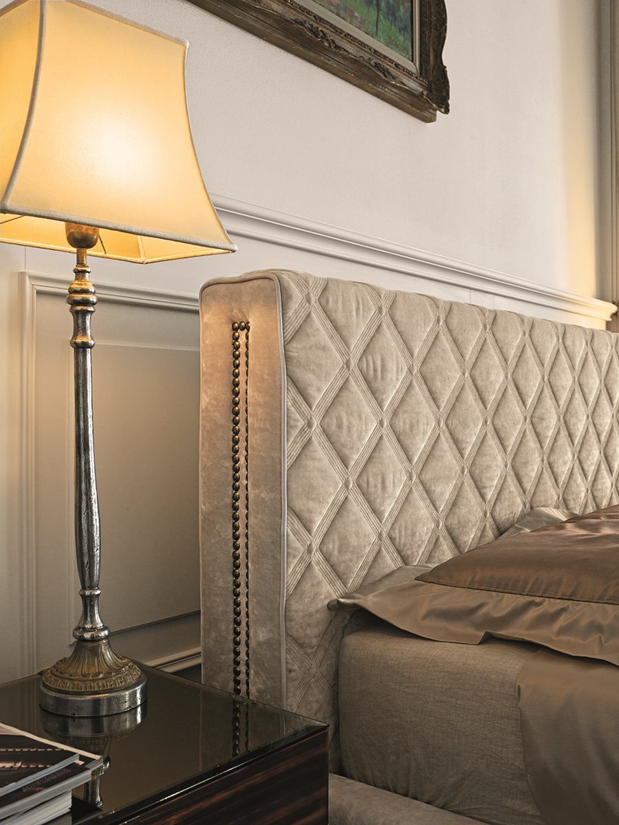 Кровать Фабрика LONGHI Helmut bed 