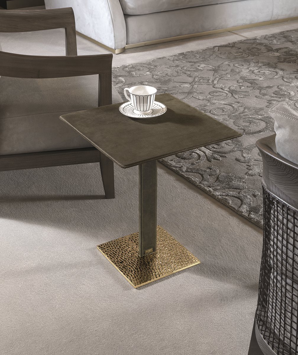 Стол журнальный Фабрика LONGHI Yaki 